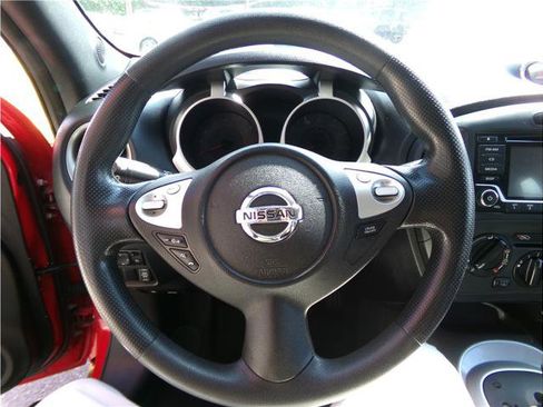 Used 2016 Nissan Juke S image 8