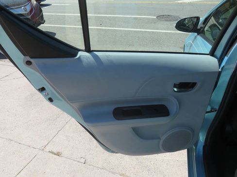 Used 2014 Toyota Prius C Four FWD image 22