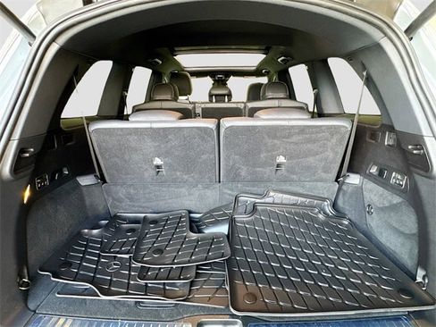 Certified 2025 Mercedes-Benz GLS 450 4MATIC image 28