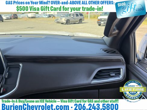 Used 2022 Chevrolet Suburban Z71 w/ Luxury Package AWD/4WD image 24