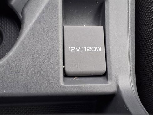 Certified 2024 Subaru Crosstrek 2.0i Premium image 14