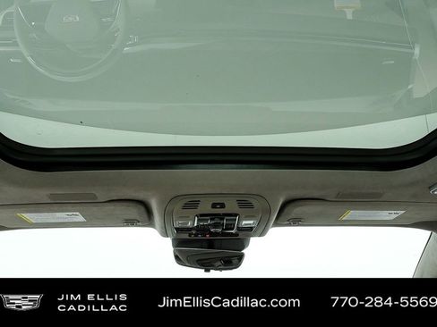 Used 2026 Cadillac Escalade Platinum Sport w/ LPO, ONYX Package image 22