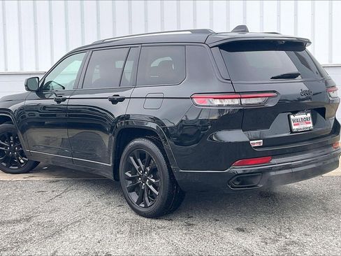 Used 2023 Jeep Grand Cherokee L Overland w/ Advanced Protech Group III image 15