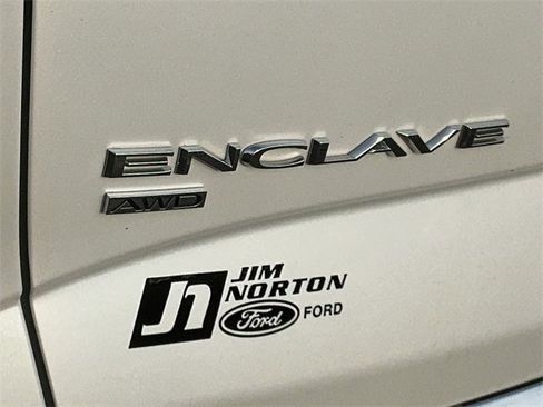 Used 2023 Buick Enclave Avenir w/ Avenir Technology Package image 11