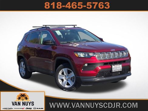 Used 2022 Jeep Compass Latitude w/ Sun and Sound Group image 1