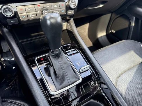 Used 2022 Jeep Compass Limited w/ (RED) Package image 28