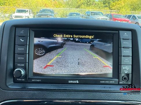 Used 2017 Dodge Grand Caravan GT image 21