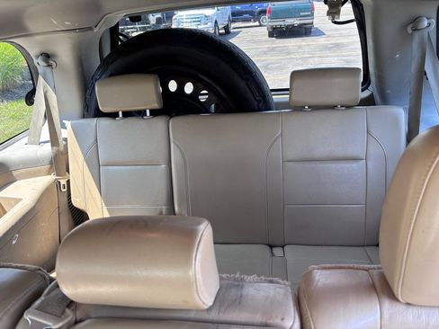 Used 2012 Nissan Armada Platinum AWD/4WD image 13