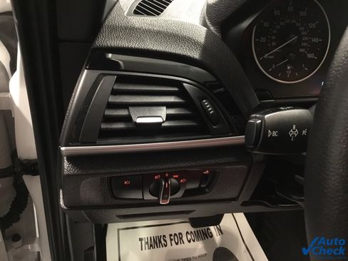 Used 2017 BMW 230i xDrive Convertible image 33