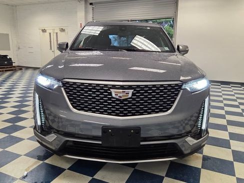 Used 2020 Cadillac XT6 Premium Luxury image 2