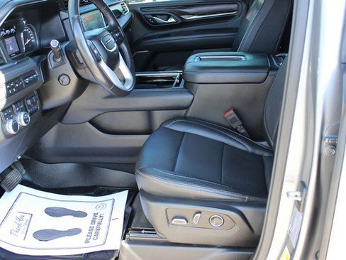 Used 2021 GMC Yukon Denali image 6