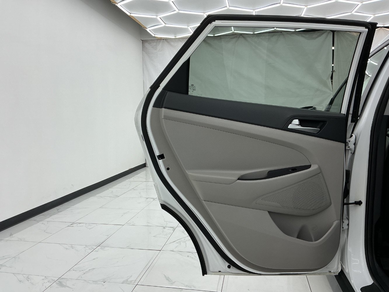 Used 2020 Hyundai Tucson Value w/ Cargo Package FWD image 24