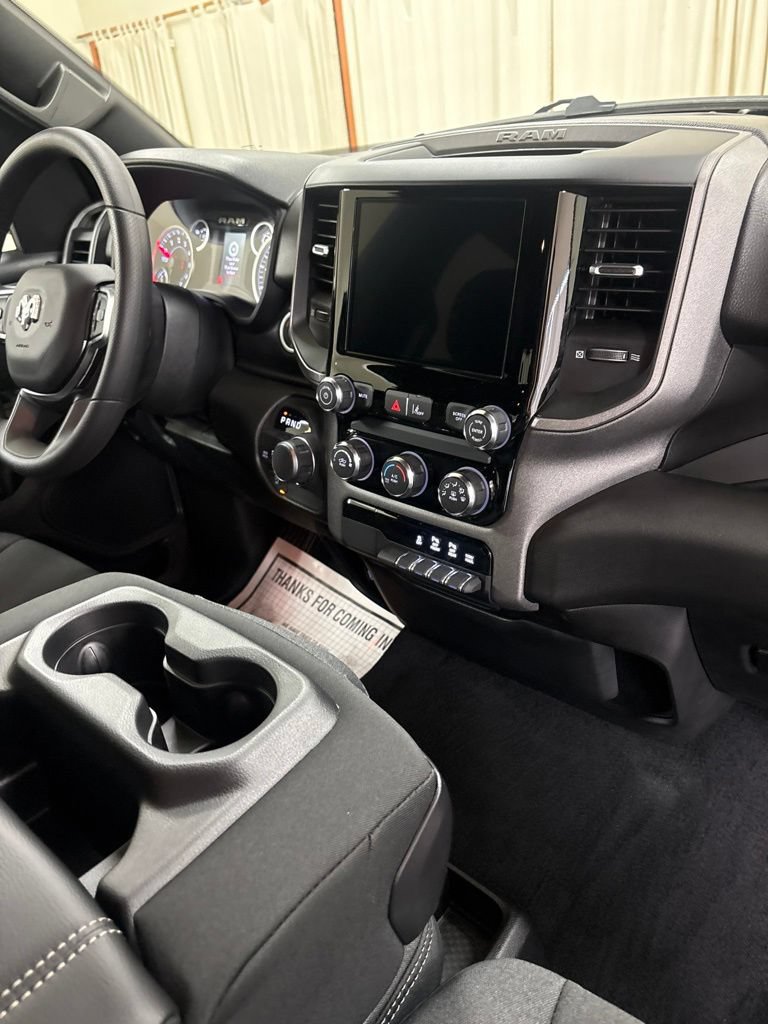 New 2026 RAM 1500 Express AWD/4WD image 24