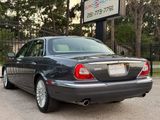 Used 2007 Jaguar XJ8 L image 5
