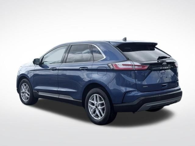 Used 2024 Ford Edge SEL AWD/4WD image 9