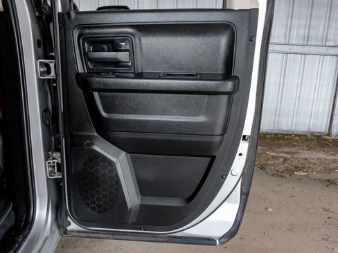 Used 2019 RAM 1500 Tradesman w/ Tradesman SXT Package RWD image 47