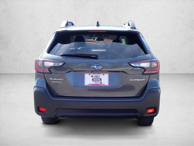 Used 2025 Subaru Outback Premium AWD/4WD image 3