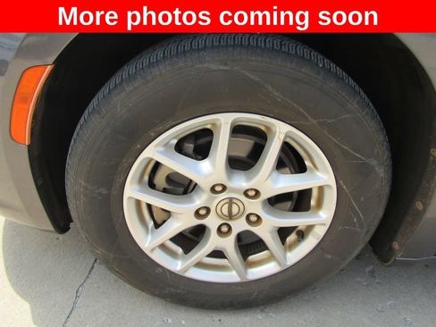 Used 2021 Chrysler Pacifica Touring-L FWD image 9
