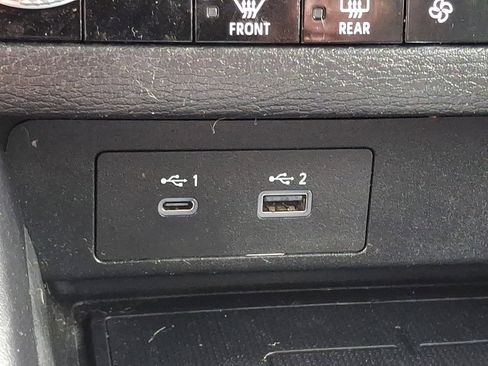 Used 2022 Mitsubishi Outlander ES FWD image 25