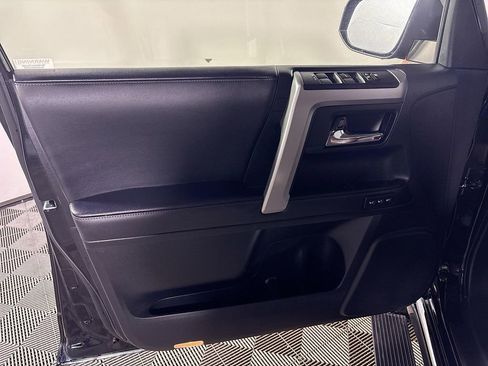 Used 2023 Toyota 4Runner Limited image 10