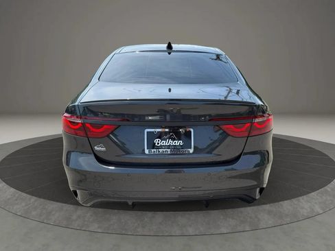 Used 2022 Jaguar XF R-Dynamic SE AWD/4WD image 8