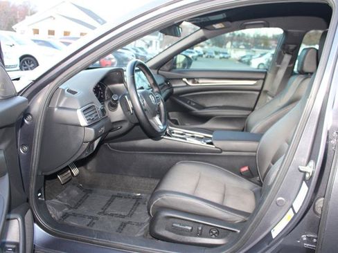 Used 2020 Honda Accord Sport image 10