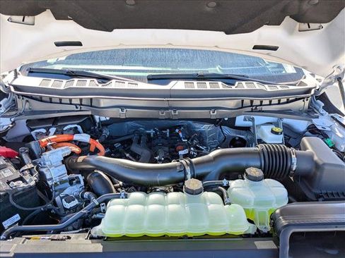 New 2025 Ford F150 Platinum w/ Equipment Group 702A High image 17