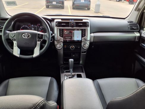 Used 2022 Toyota 4Runner SR5 Premium w/ Moonroof Package image 11