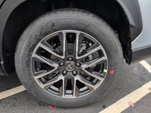 New 2026 Toyota Corolla Cross XLE image 11