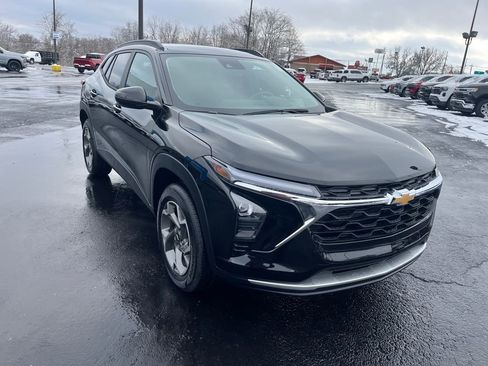 New 2026 Chevrolet Trax LT image 7