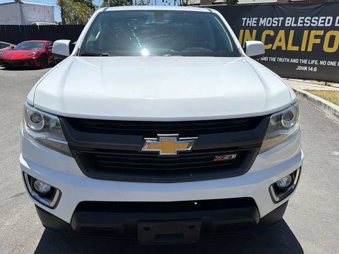 Used 2018 Chevrolet Colorado Z71 AWD/4WD image 3