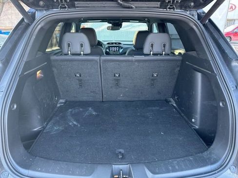 Used 2023 Chevrolet TrailBlazer RS w/ Sun and Liftgate Package image 8
