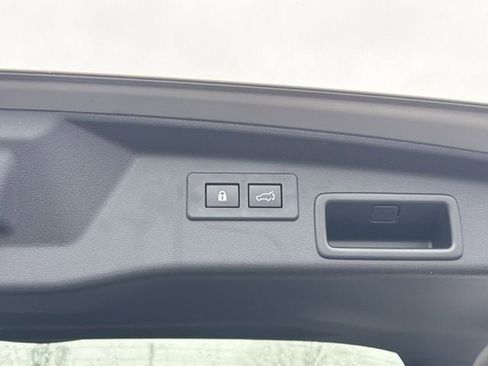 New 2026 Subaru Outback Limited image 16