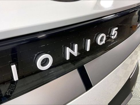 Used 2024 Hyundai Ioniq 5 SE RWD image 7