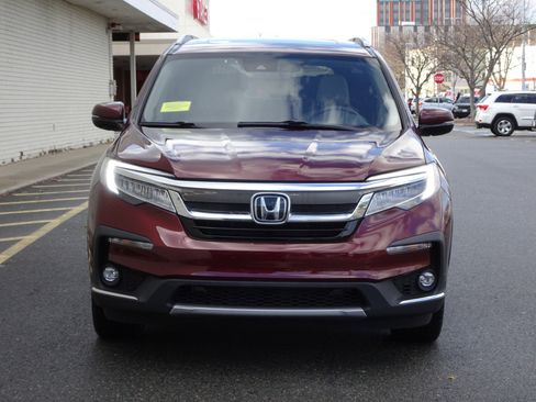 Used 2021 Honda Pilot Touring image 2