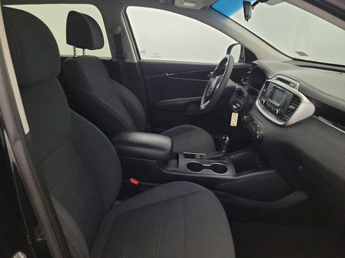 Used 2017 Kia Sorento AWD image 21