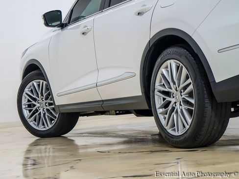 Used 2023 Acura MDX w/ Advance Package AWD/4WD image 10