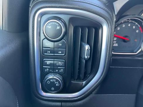 Used 2019 Chevrolet Silverado 1500 LT Trail Boss w/ Convenience Package image 30