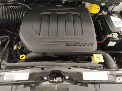 Used 2020 Dodge Grand Caravan GT FWD image 30