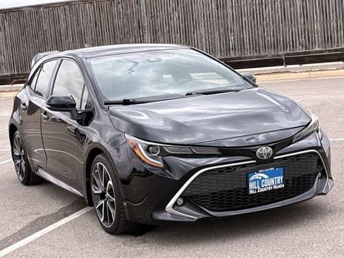 Used 2019 Toyota Corolla XSE FWD image 8
