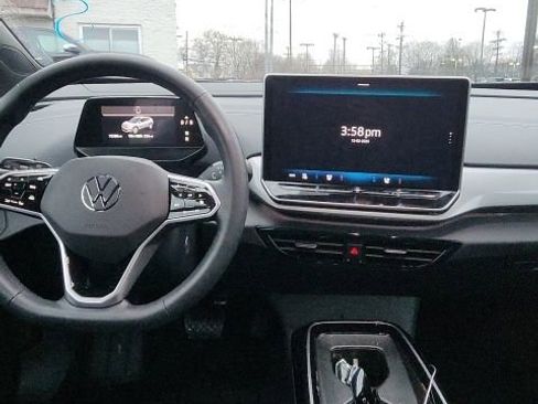 Used 2024 Volkswagen ID.4 Pro S image 8