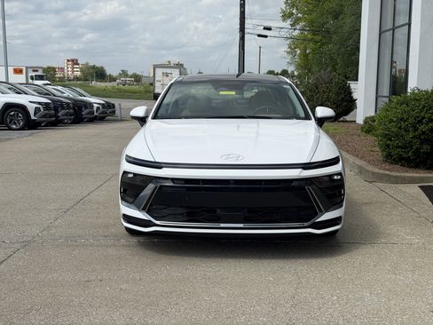 New 2026 Hyundai Sonata Limited FWD image 13