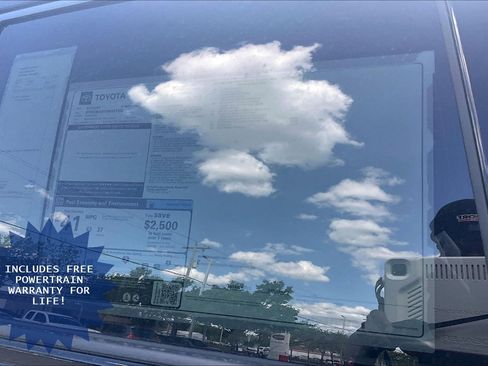 New 2026 Toyota RAV4 XSE AWD/4WD image 18