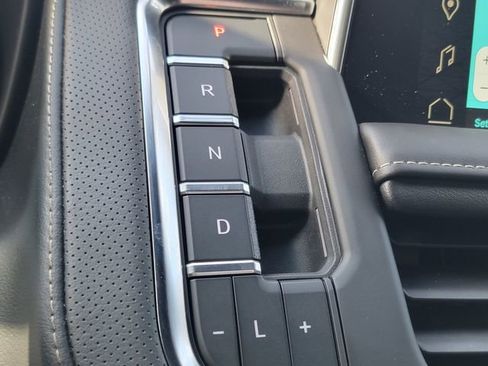 Used 2022 GMC Yukon SLT AWD/4WD image 30
