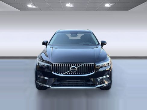 Used 2023 Volvo XC60 B5 Ultimate w/ Protection Package Premier AWD/4WD image 6