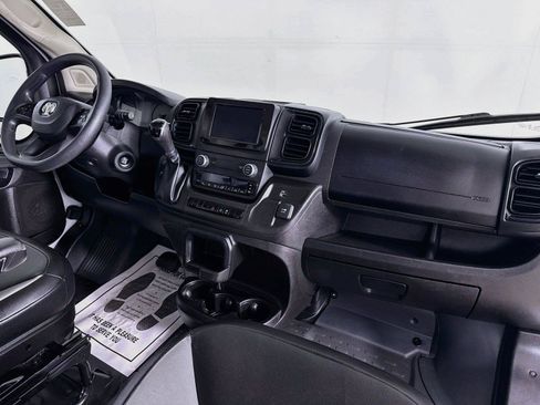 Used 2023 RAM ProMaster 2500 FWD image 28