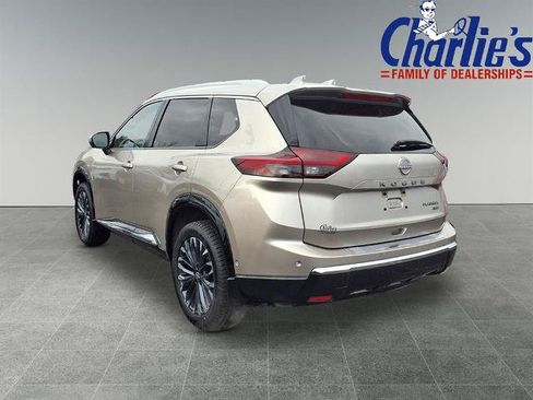 Certified 2025 Nissan Rogue Platinum w/ Tech Package AWD/4WD image 5