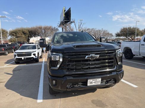 Certified 2024 Chevrolet Silverado 2500 LTZ w/ LTZ Plus Package image 19