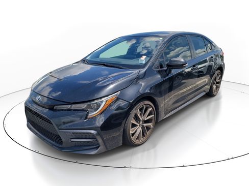 Used 2020 Toyota Corolla SE FWD image 3