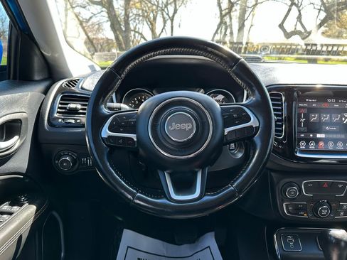 Used 2020 Jeep Compass Limited image 14